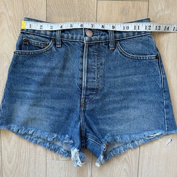 Reformation Dixie High Rise Jean Short in Iskar Women’s Size 23 - Picture 10 of 10
